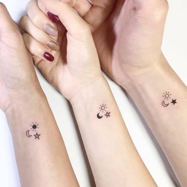tattoo amigas pequenas