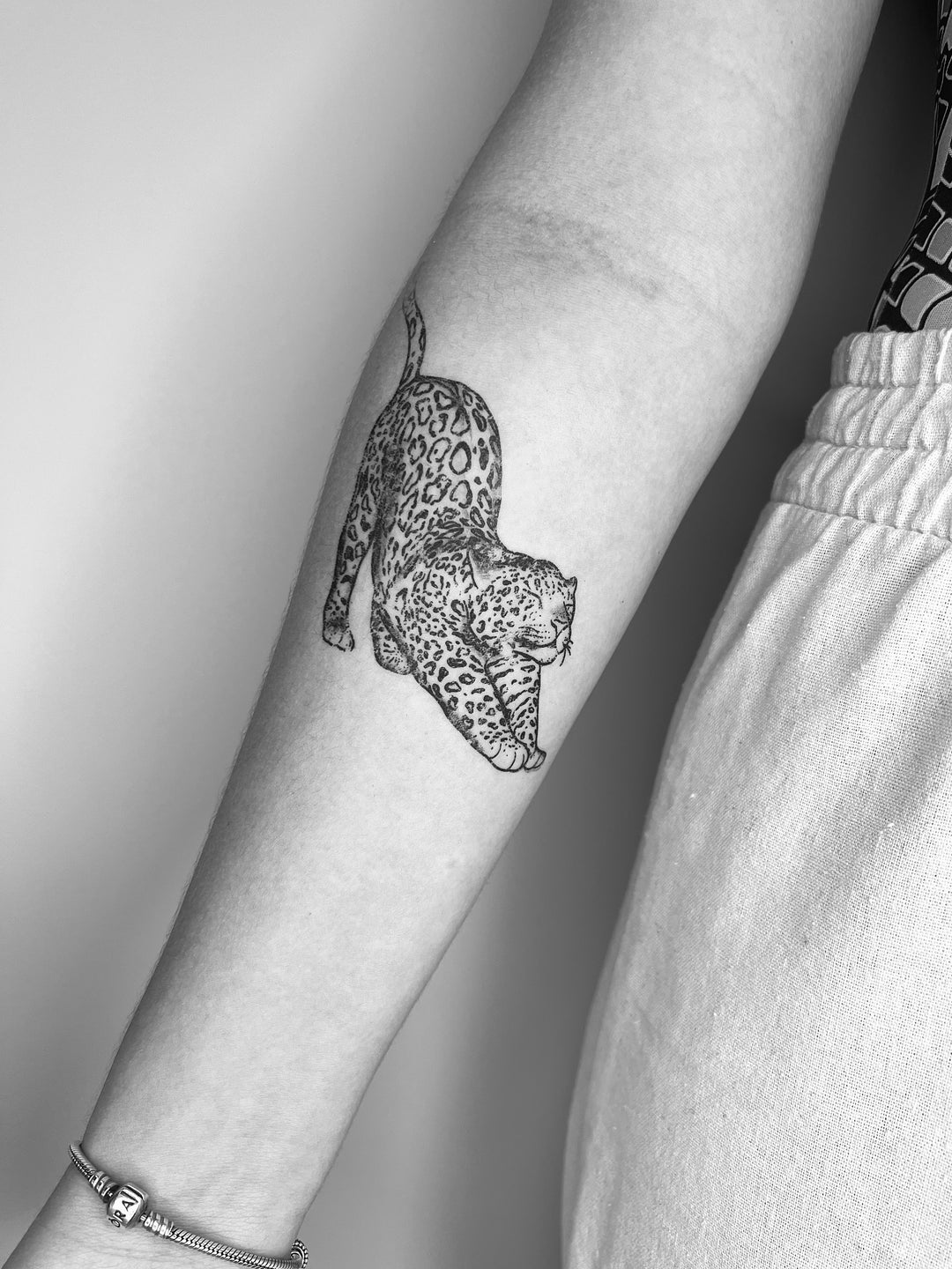 tatuagem de onça feminina