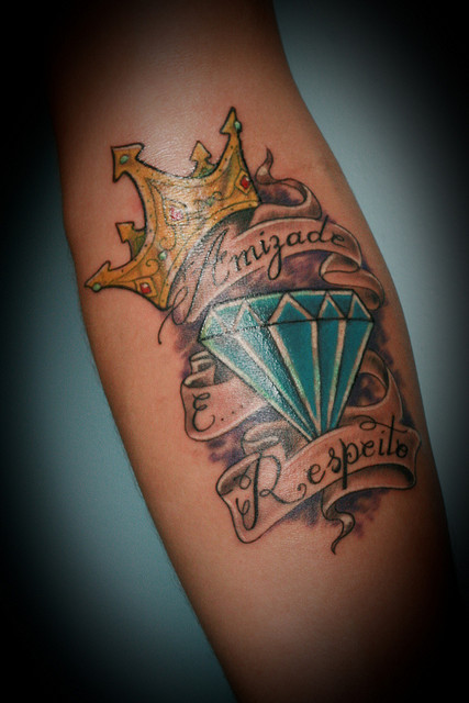 tatuagem diamante geométrico