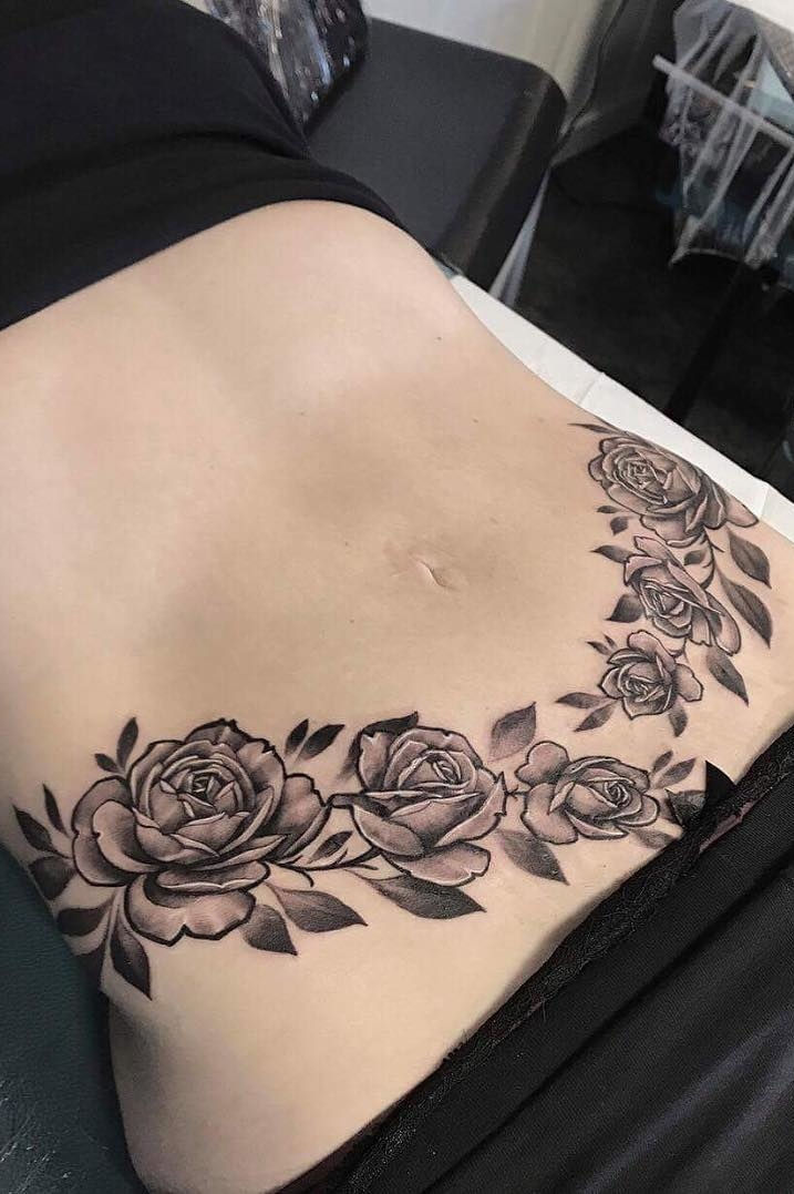 tatuagem feminina barriga cobre cicatriz