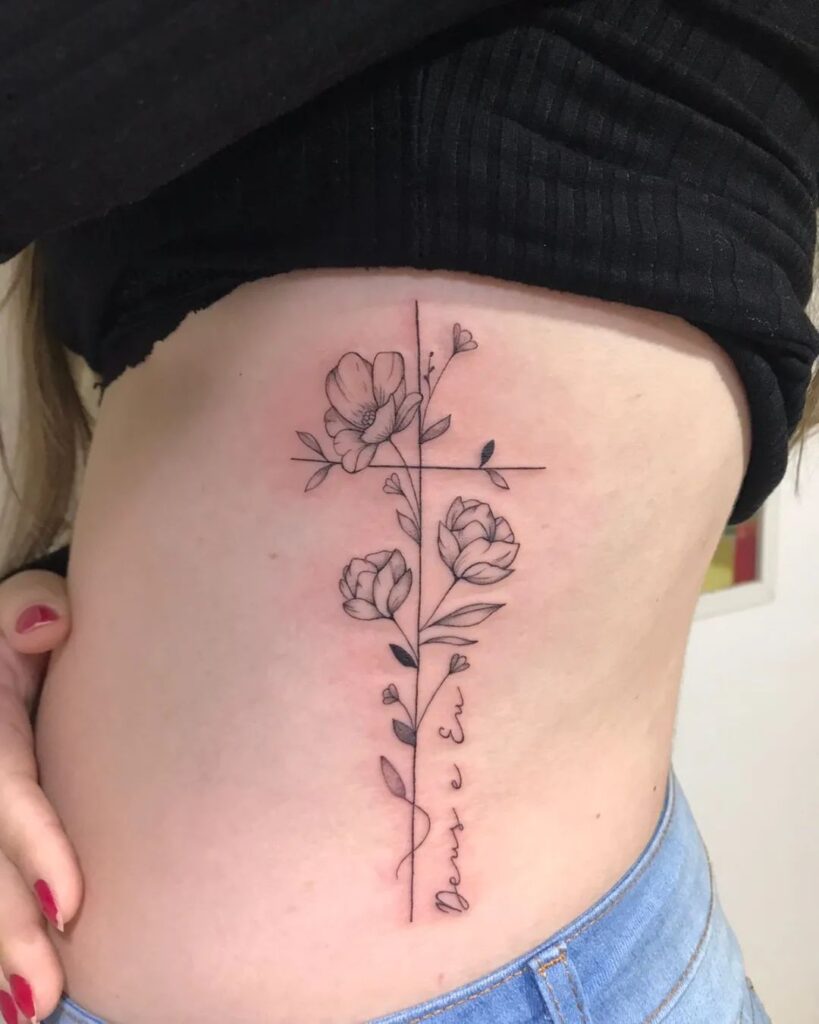 ideias de tatuagem na costela com frases curtas