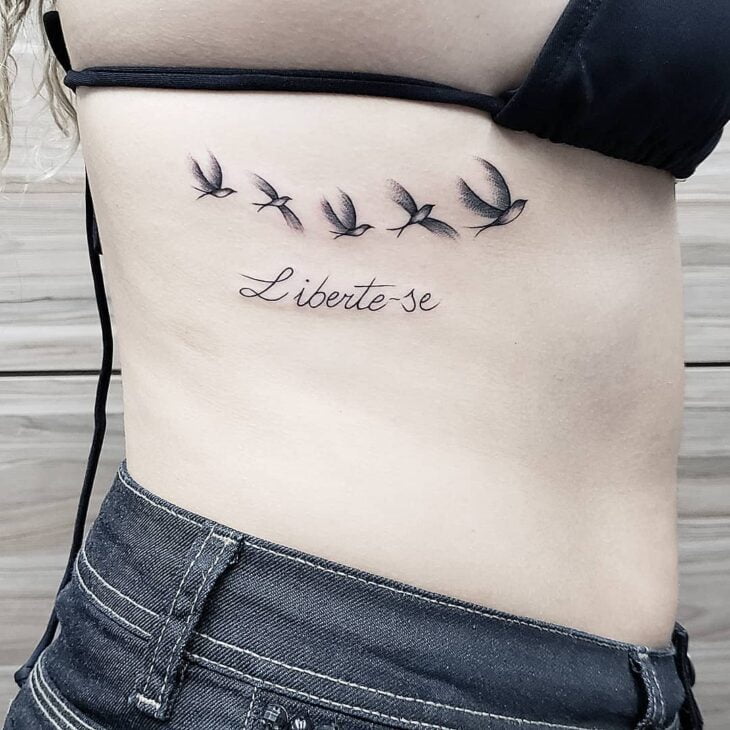 melhores frases para tatuagem na costela