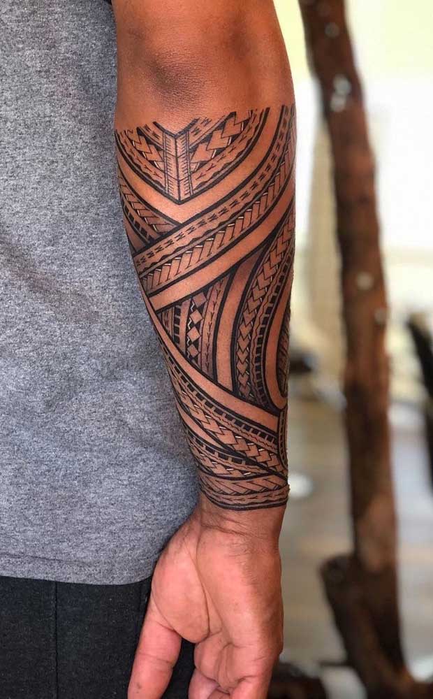 significado tatuagem maori braço