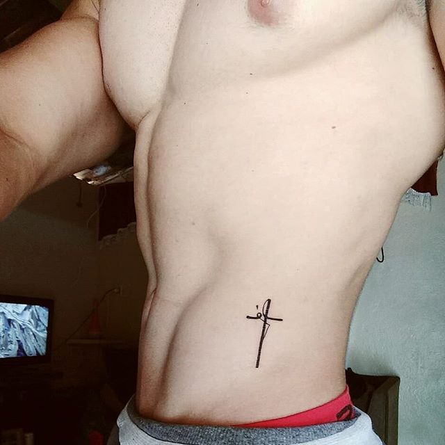 tatuagem masculina minimalista
