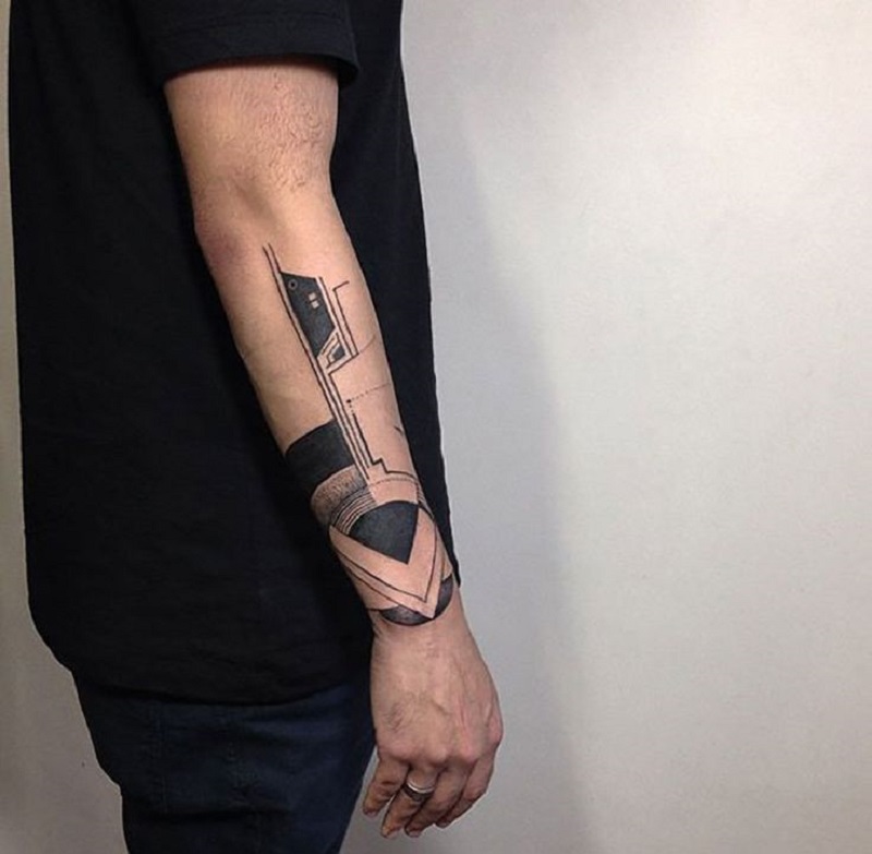 tatuagem masculina pequena no antebraço