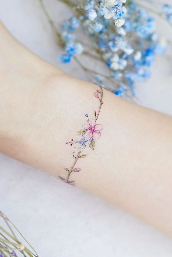 tatuagem leoa canela feminina