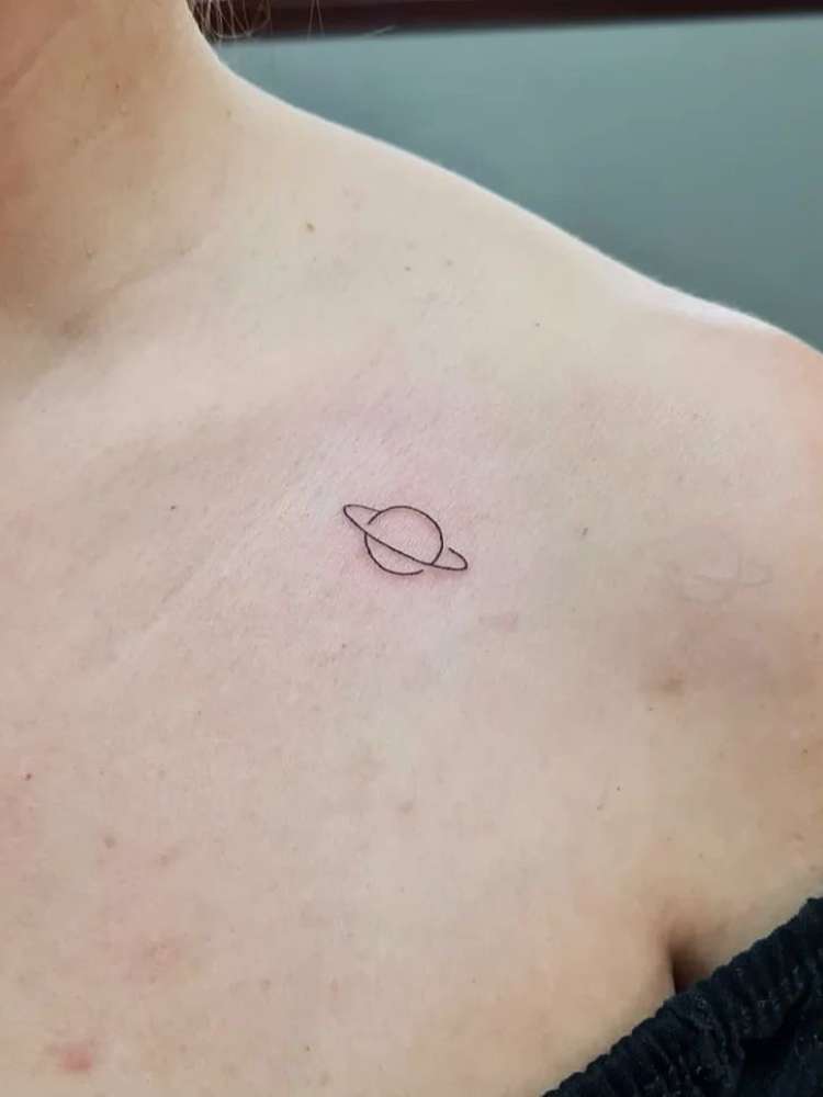 tatuagem fine line vs micro realismo desenho animado