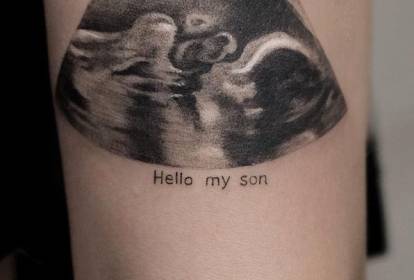 Localização da Tatuagem de Pezinho: Melhores Lugares para Eternizar o Amor pelo Seu Filho