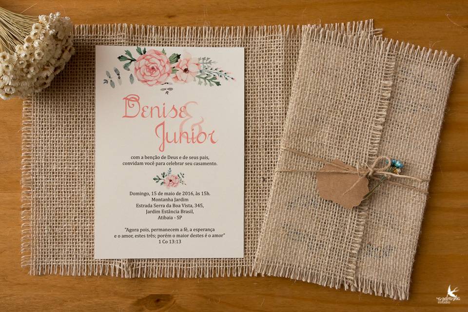 linho rústico vs algodão cru para decoração