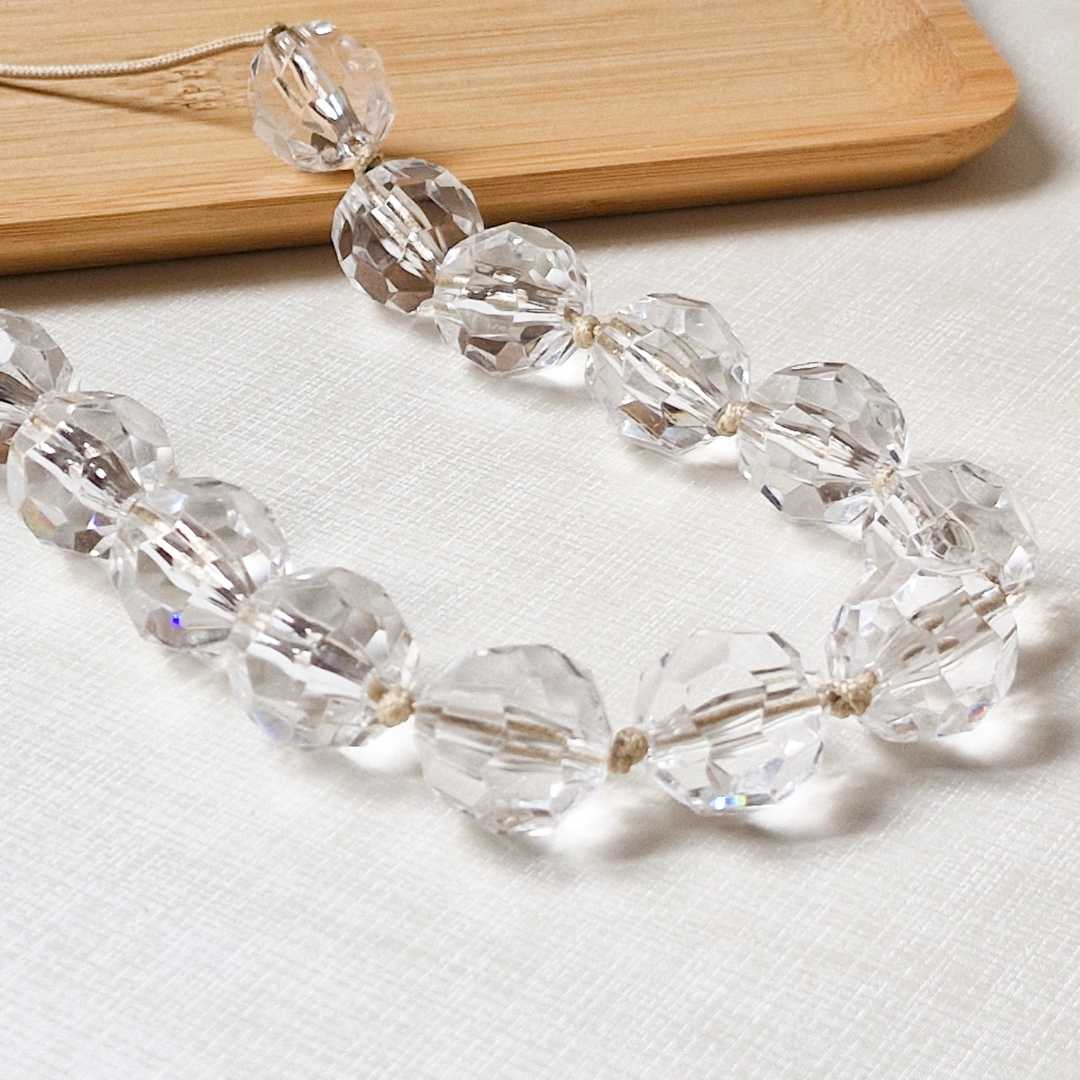 Tendência de acessórios de acrílico transparente