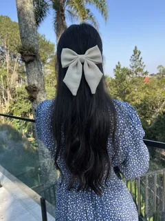 como usar laço grande no cabelo