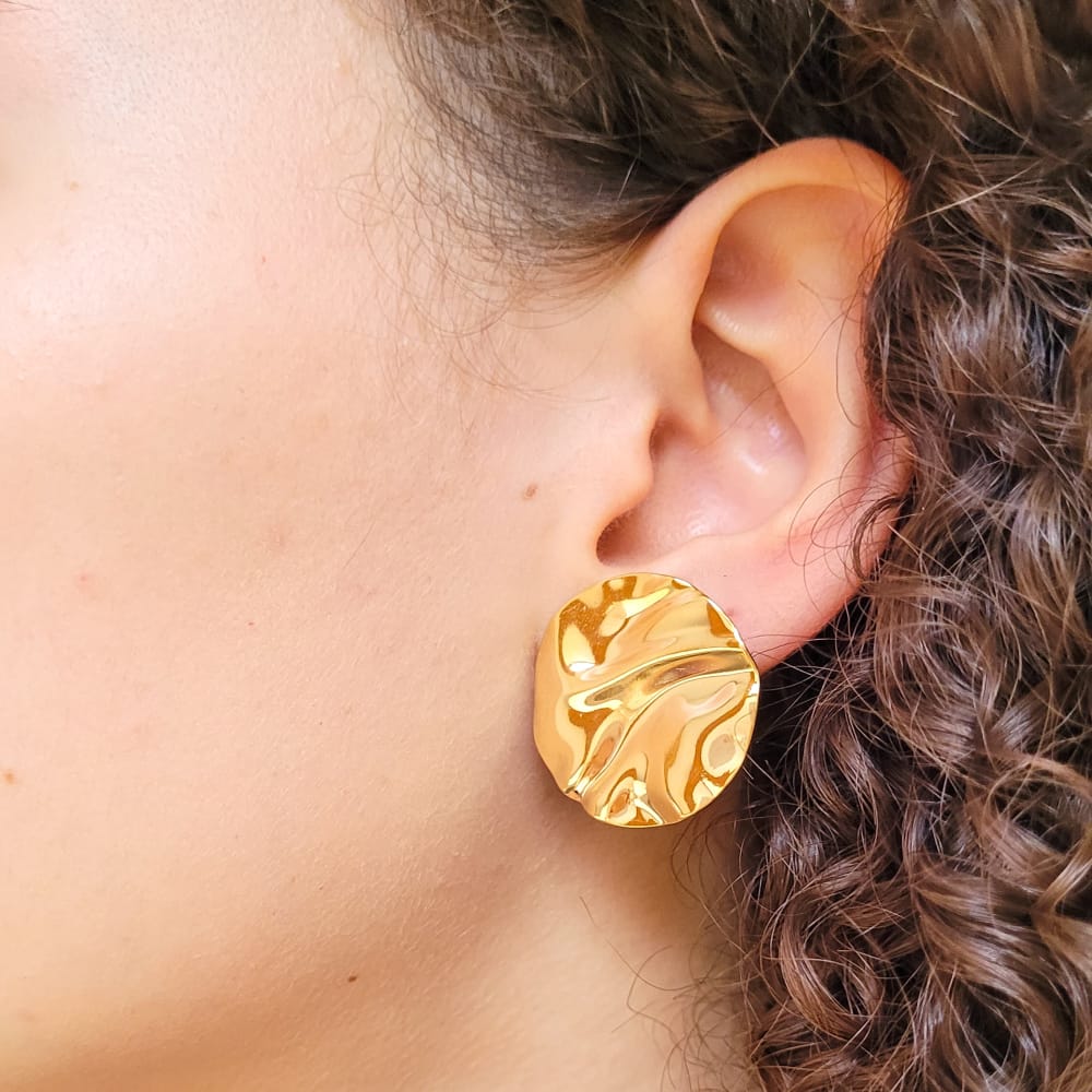 tendência metal martelado luxo orgânico