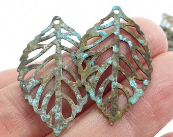 Tendência de acessórios de metal martelado