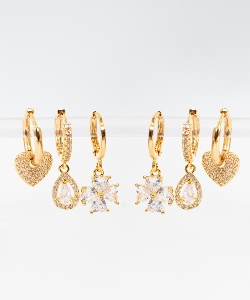 Tendência de brincos de argola com pingentes