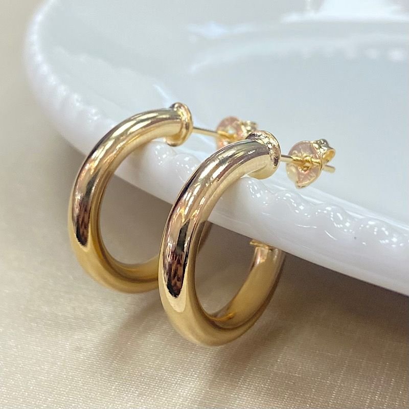 argolas com formatos esculturais