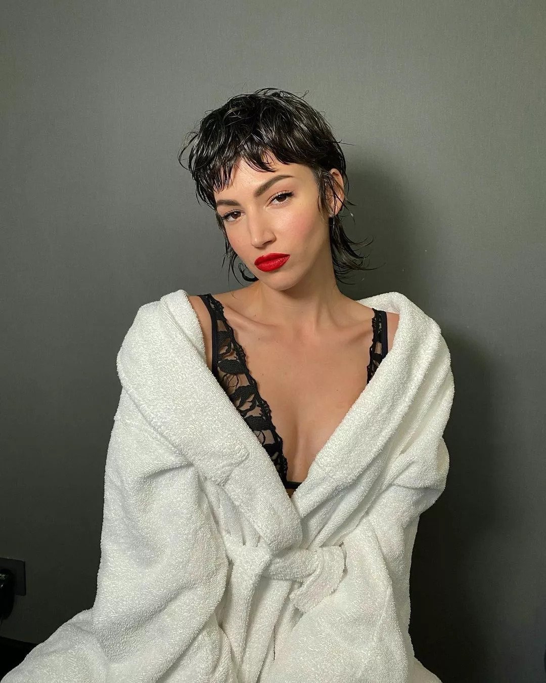 Como estilizar o corte Bixie para diferentes ocasiões