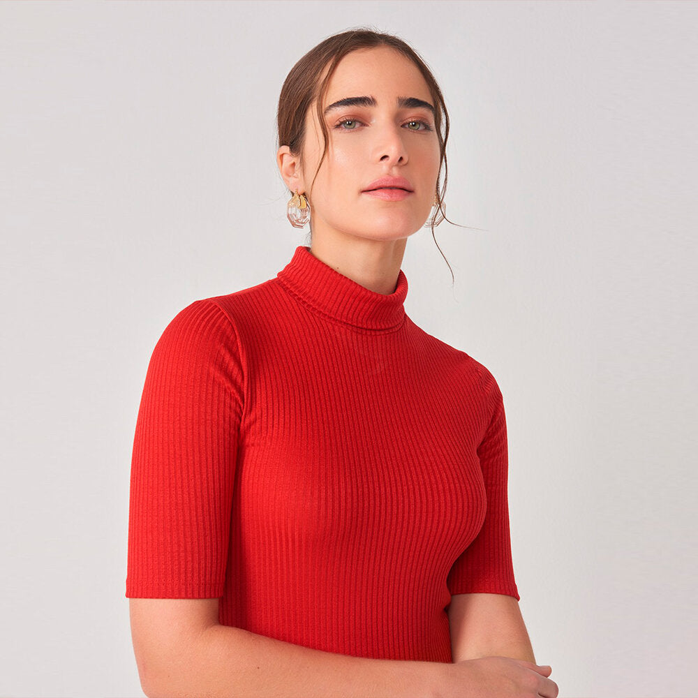 As Cores de Gola Alta que Vão Dominar o Inverno 2025/2026