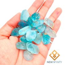 Tendência de joias com pedras naturais brutas