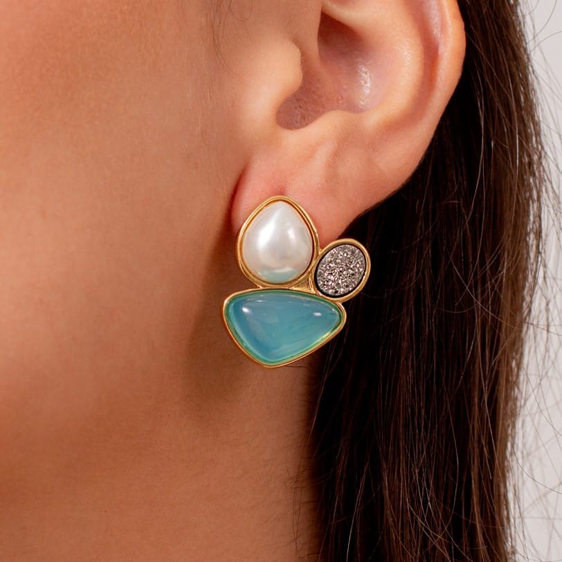 Tendência de joias com pedras naturais brutas