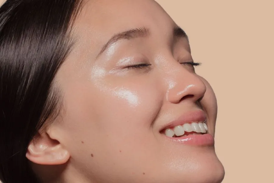 Rotina de skincare coreana para pele de vidro