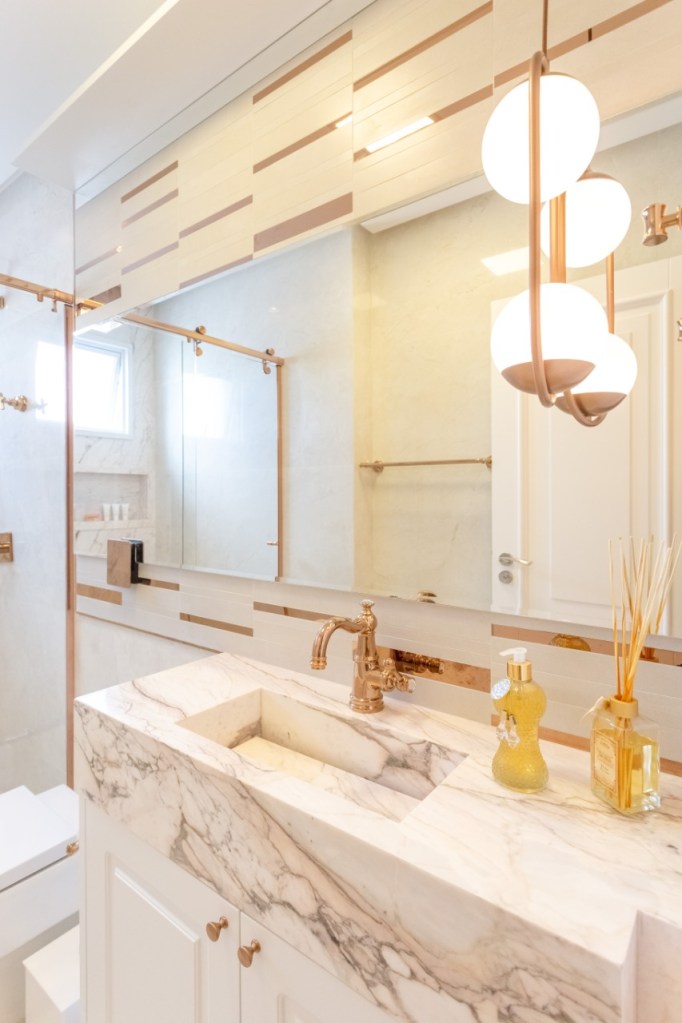 Tendências de luxo silencioso para banheiros em 2025