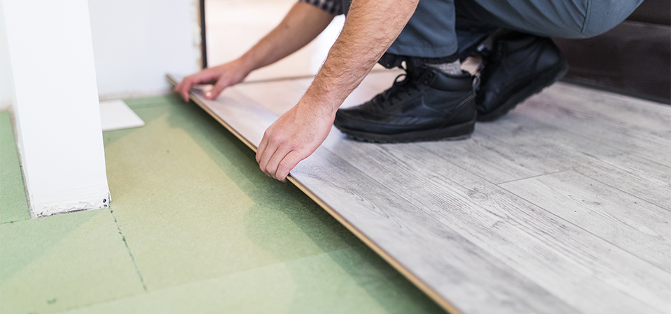 Tendência de piso vinílico: vantagens e desvantagens