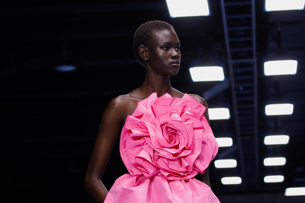 Marcas para Comprar Roupas com Flores 3D: Skazi