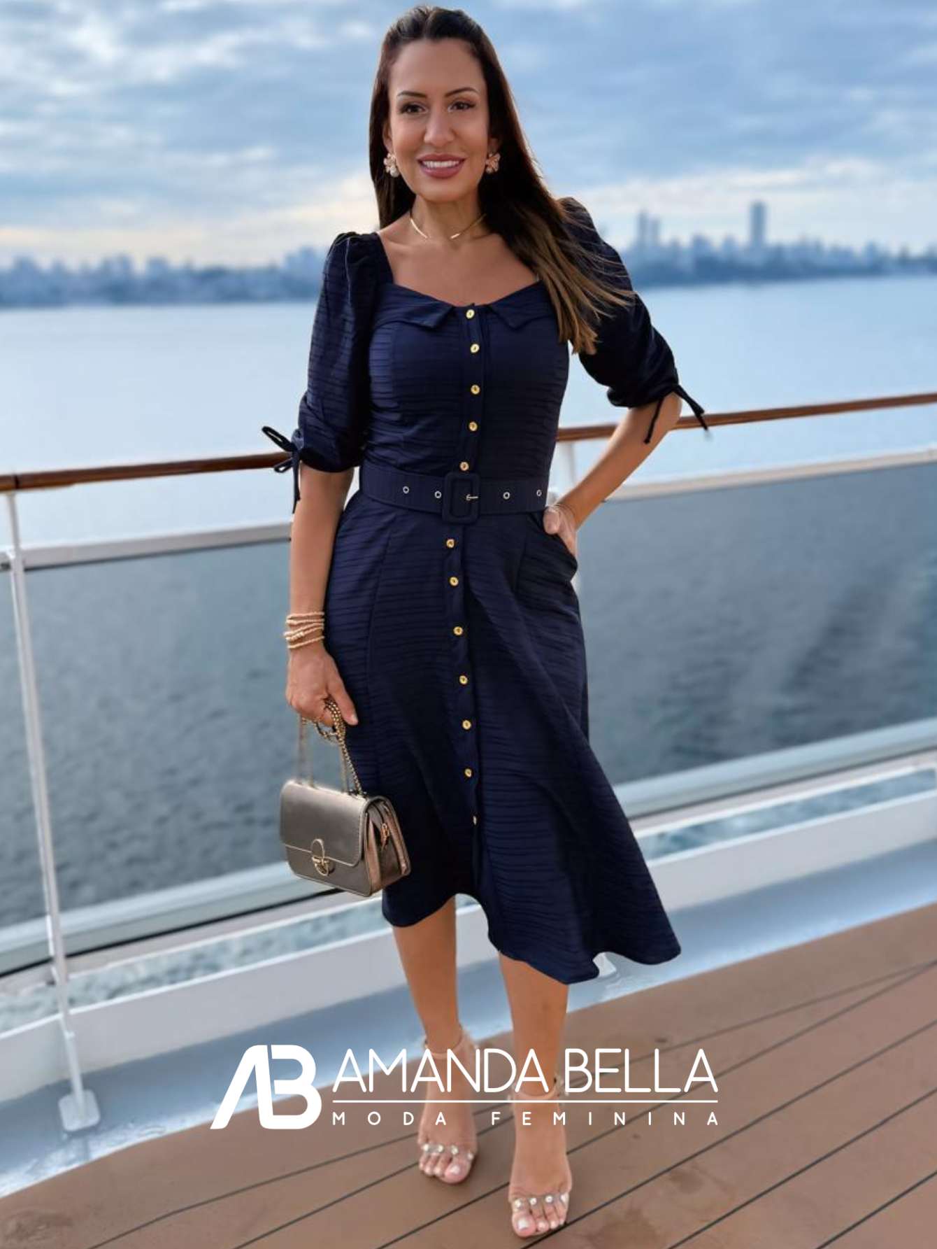 Saias com Botões Frontais: O Retrô que Continua em Alta no Street Style