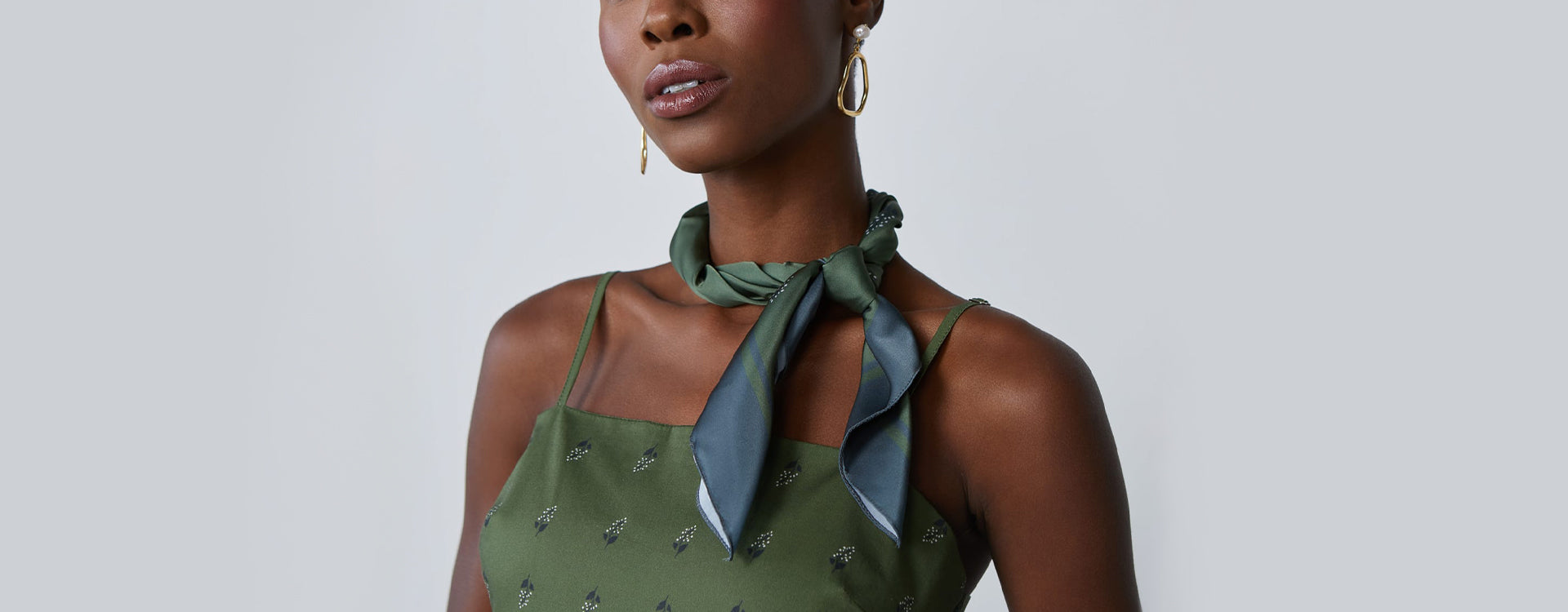 Tendência de roupas com estampas de lenço