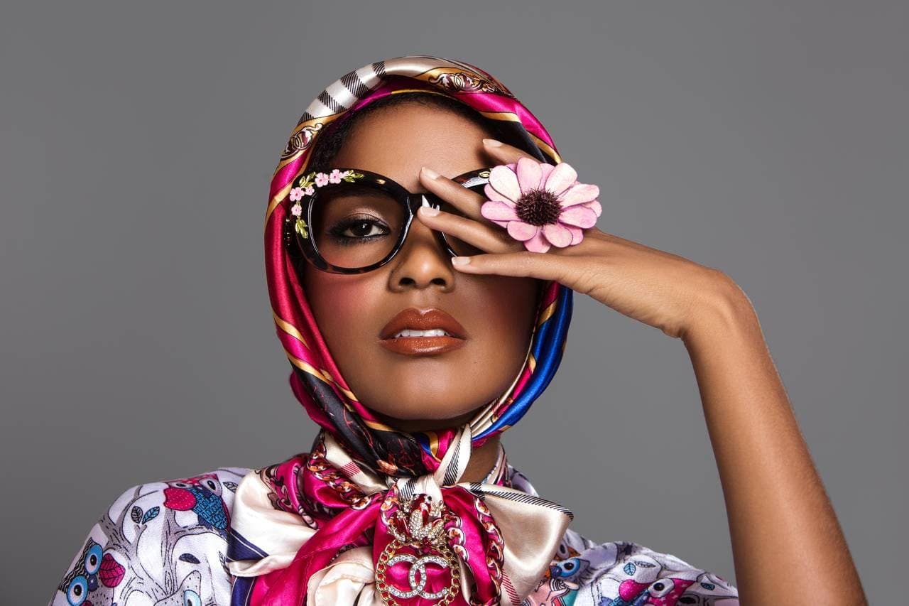 Scarf Print: A História por Trás da Tendência Barroca e Náutica