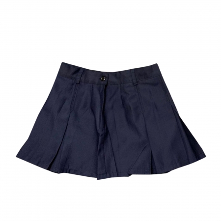 tendência saia curta com meia 3/4