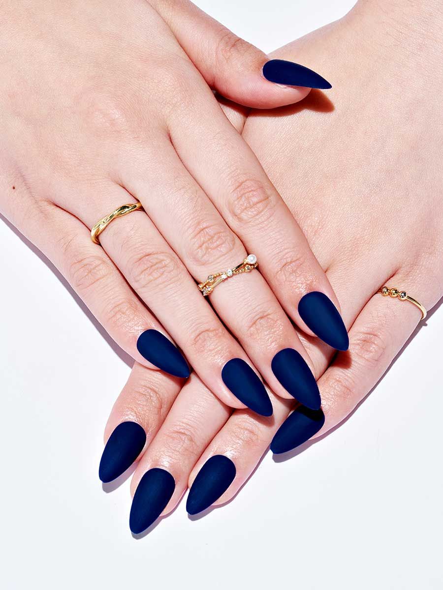 Tendências de Cores de Velvet Nails para 2025 e 2026