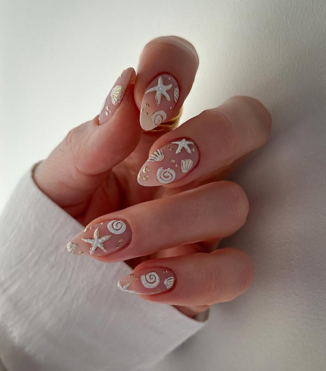 Guia Completo de Estilos de Unhas Coquette com Pérolas 3D