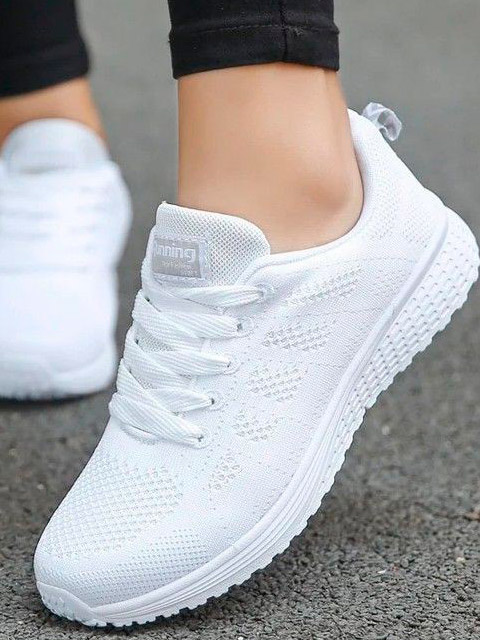 tênis branco feminino para academia