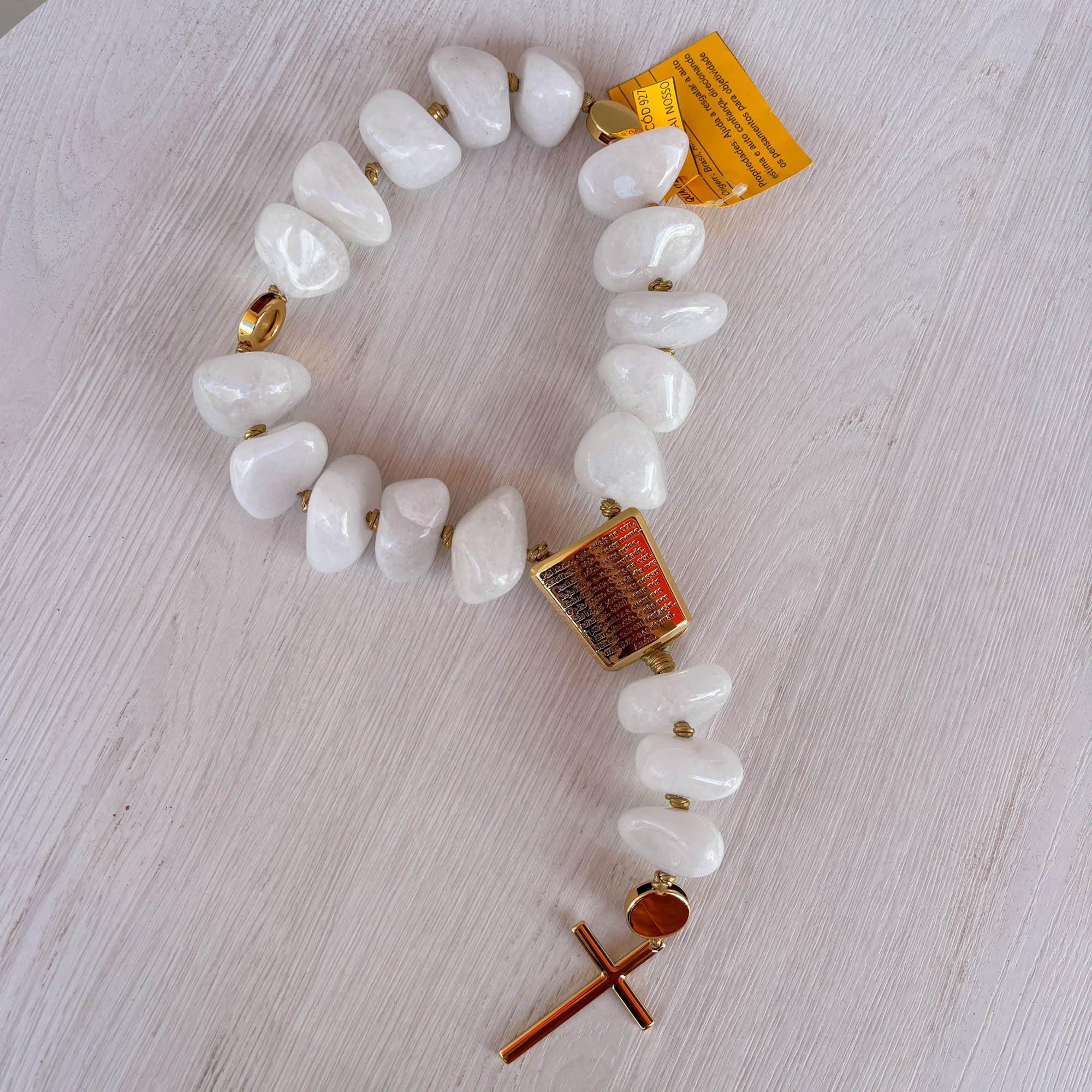 terço de mesa quartzo branco 80cm com detalhes dourados