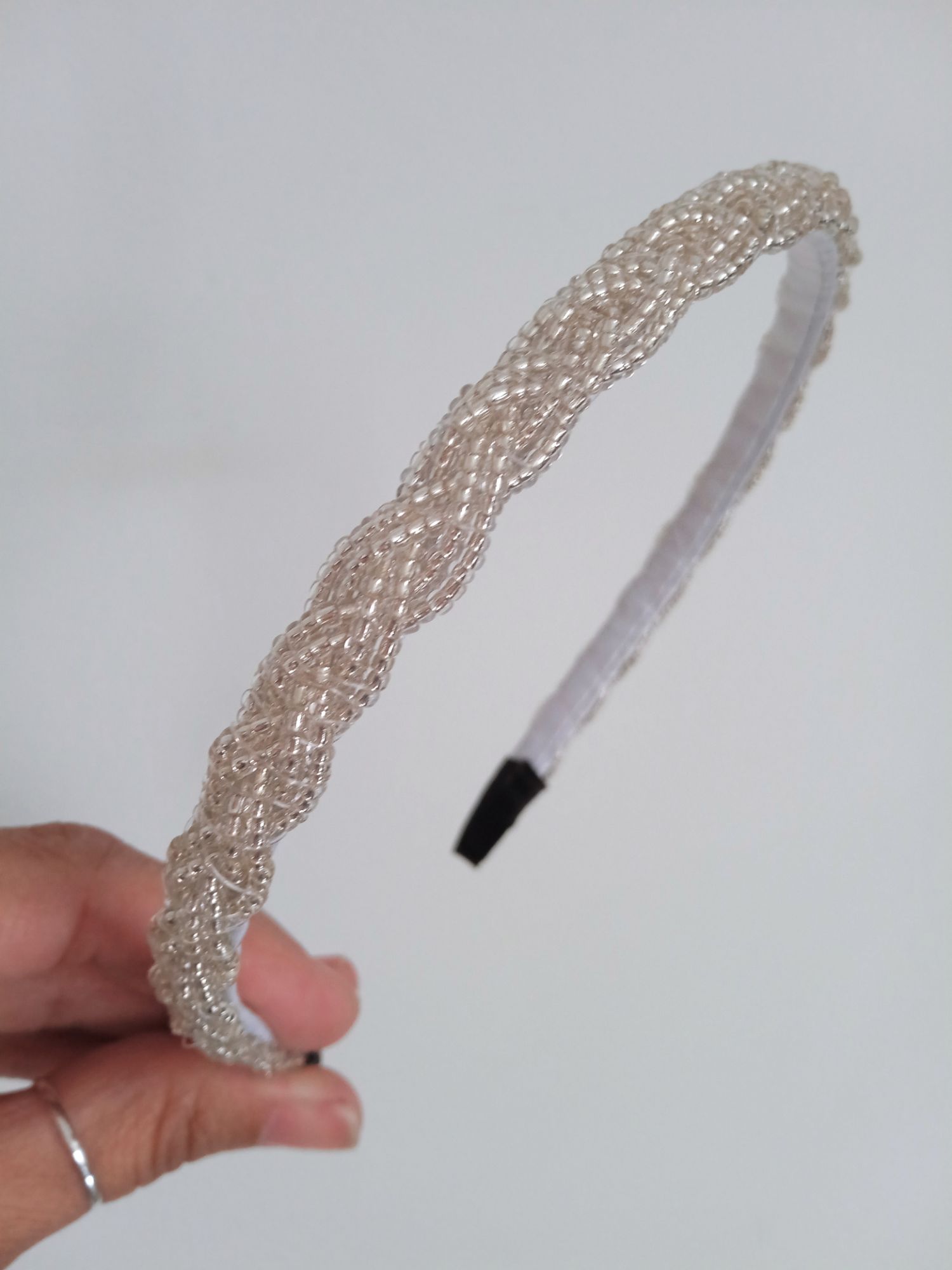 tiara de cabelo prateada