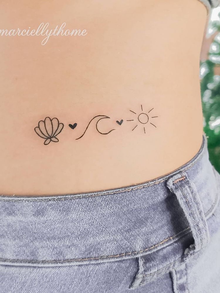 tatuagens pequenas visíveis