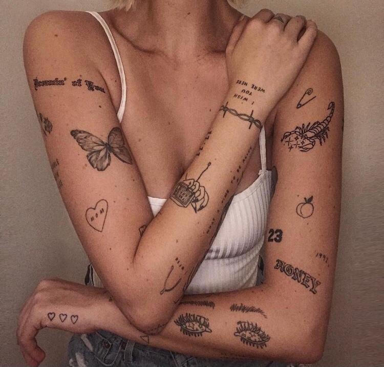 tatuagens pequenas para costela