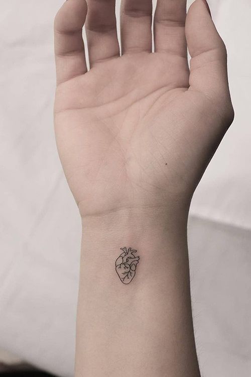 tatuagens pequenas para mulheres