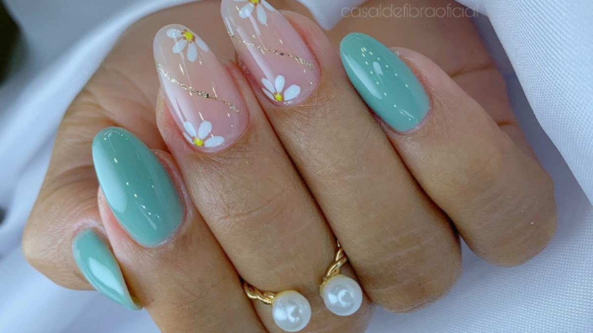 Manutenção de unhas em gel