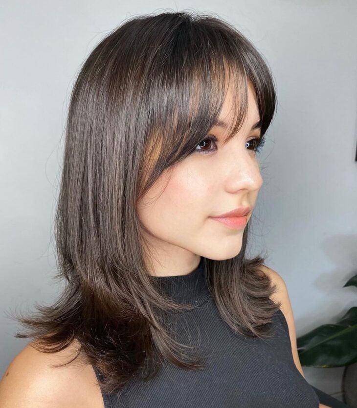 erros comuns ao cortar franja em casa