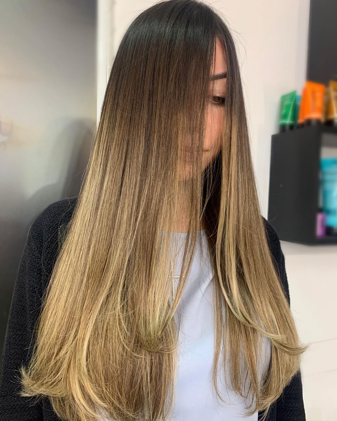 quanto custa um corte de cabelo liso moderno