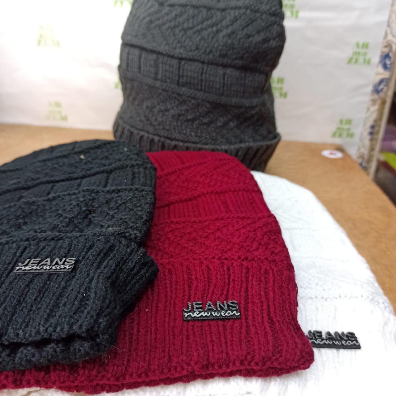 Os Melhores Fios e Agulhas para Toucas de Crochê Masculinas: Um Guia para Artesãos