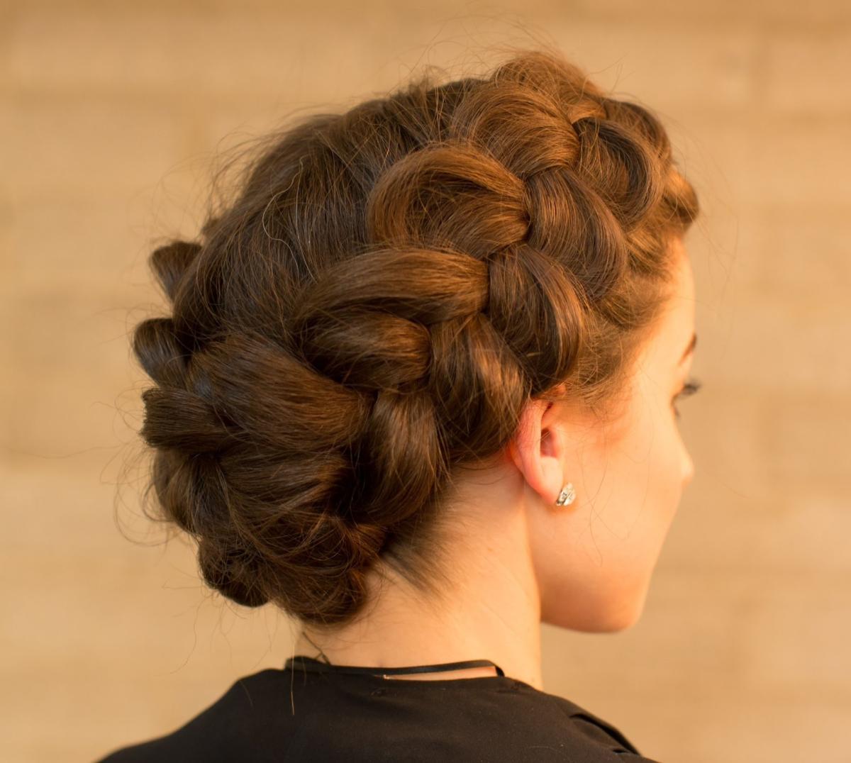penteados com trança em cabelo curto