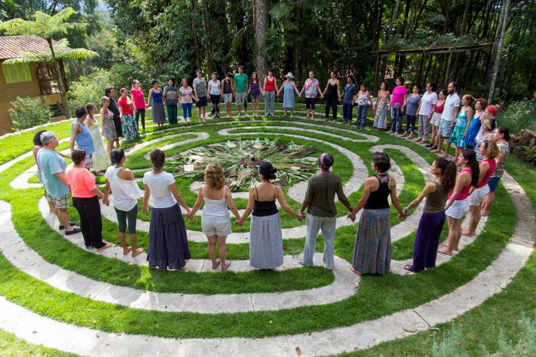 retiro de ioga e meditação feminino Brasil