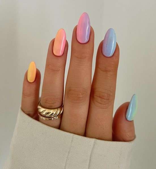 unha amendoada clara