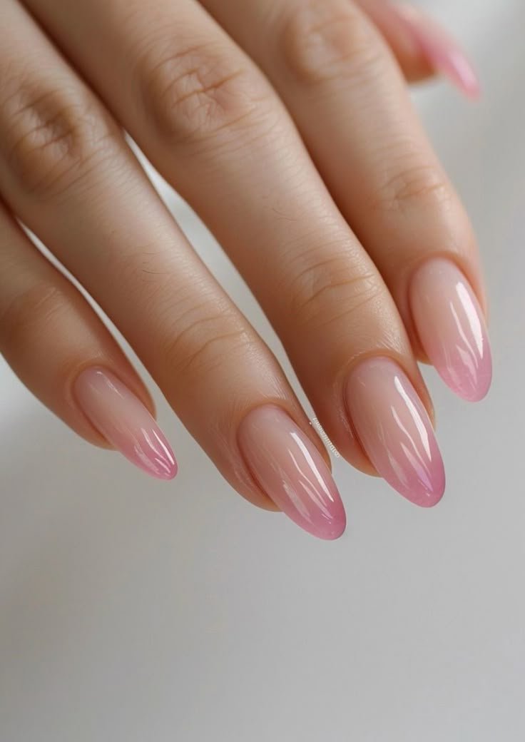 unha almond rosa claro