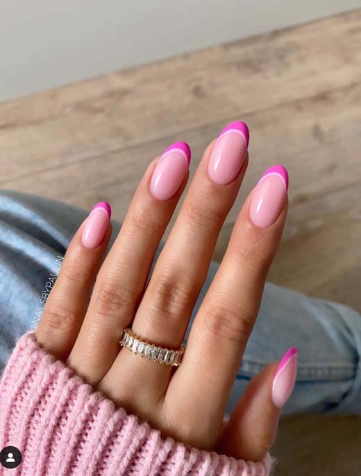 esmalte rosa claro unha amendoada