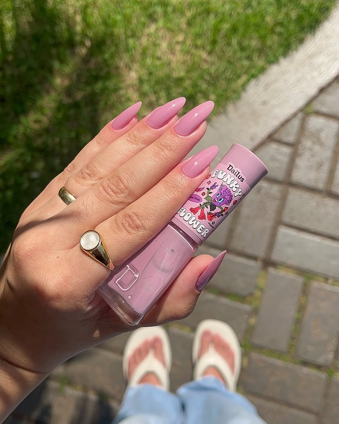 unha almond rosa claro