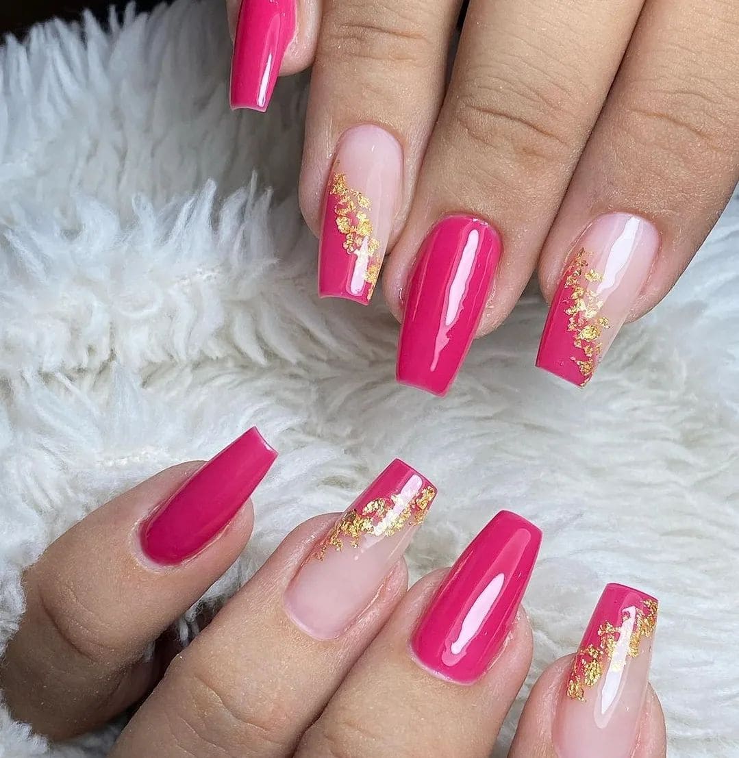 unha de gel rosa antigo delicada